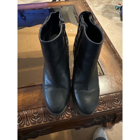 Women’s I.N.C. Black Bootie. Size 7.5 - Picture 4 of 6